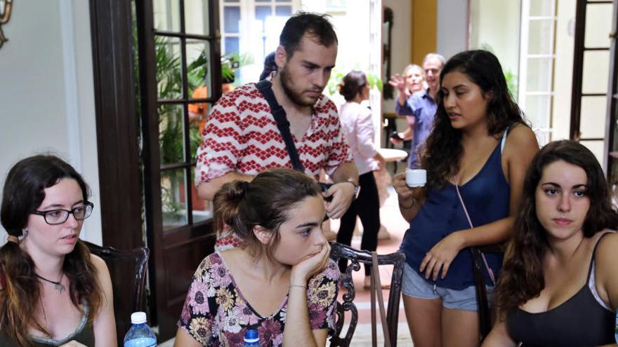 Irma deixa aïllats a milers de turistes espanyols a Cuba