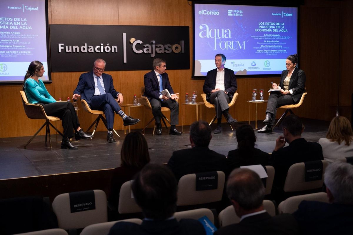 Mesa redonda. Los retos de la industria en la economía del agua