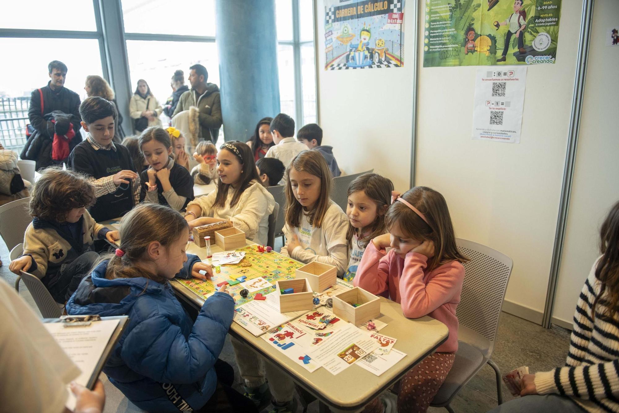 La XVIII Feria Matemática reúne en Palexco a 500 estudiantes