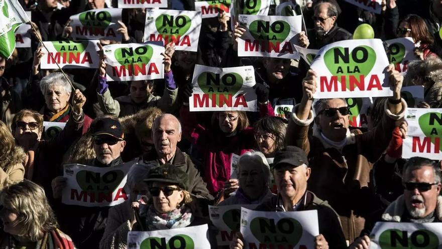 La Plataforma Salvemos la Montaña critica que la promotora de la mina de litio patrocine el Festival de Cine de Cáceres