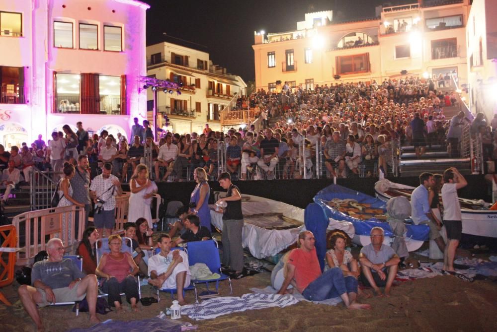 Cantada d''Havaneres a Calella.