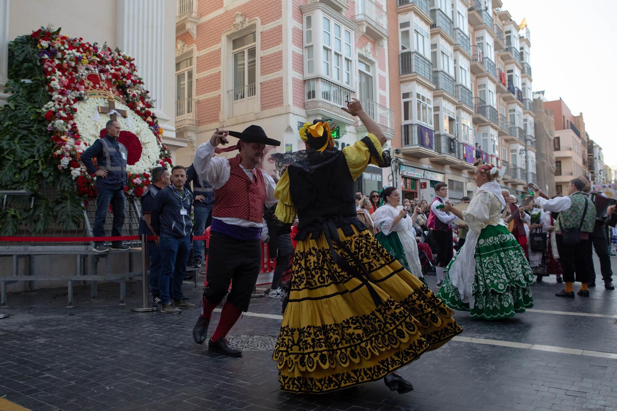 Ofrenda floral a la Virgen de la Caridad en Cartagena