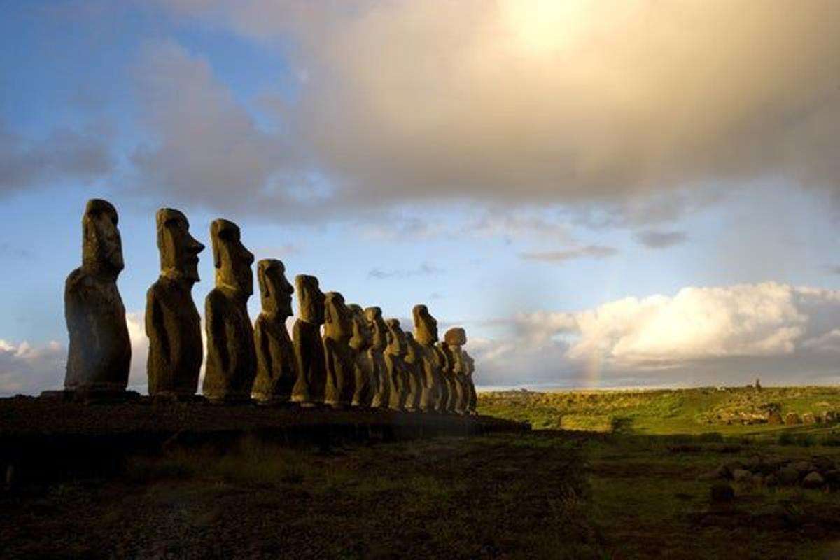 Moais de la Isla de Pascua.  Foto: Álvaro Arriba.