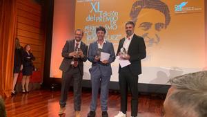 Emilio Morenatti, en el centro, acompañado de Antonio Delgado (izuierda) y NIcolás Castellano