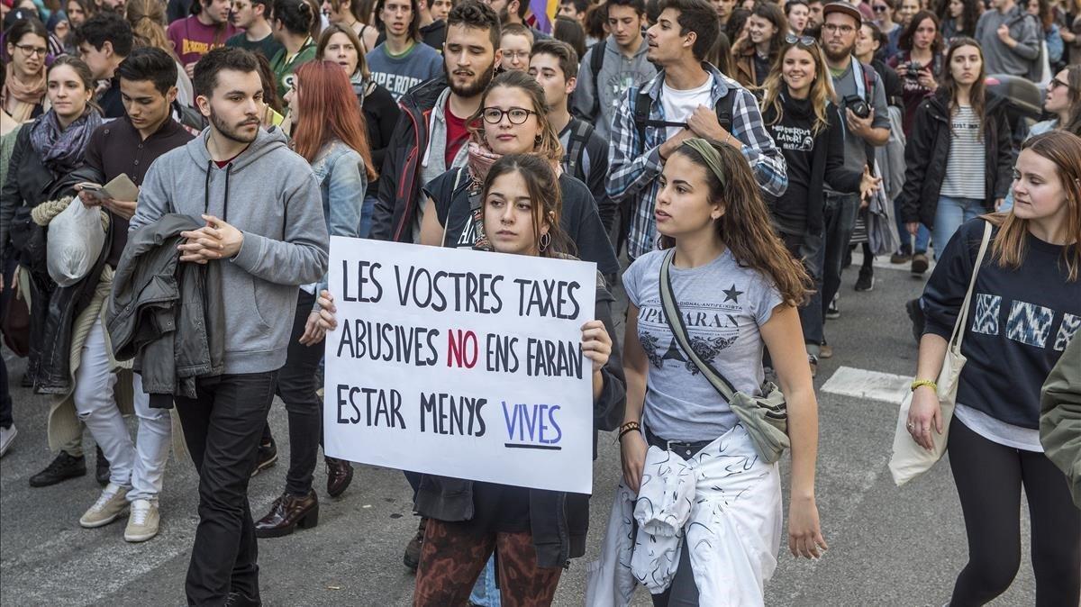 zentauroepp37515291 barcelona  02 03 2017 manifestaci n de estudiantes contra la200630151524