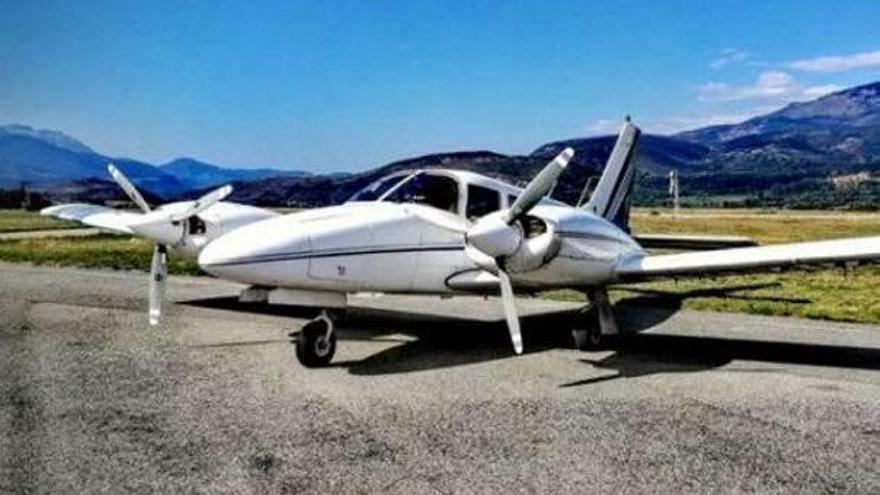 Una avioneta a l&#039;aeròdrom de Das i Fontanals, des d&#039;on es poden enlairar els aparells per a la gestió forestal.