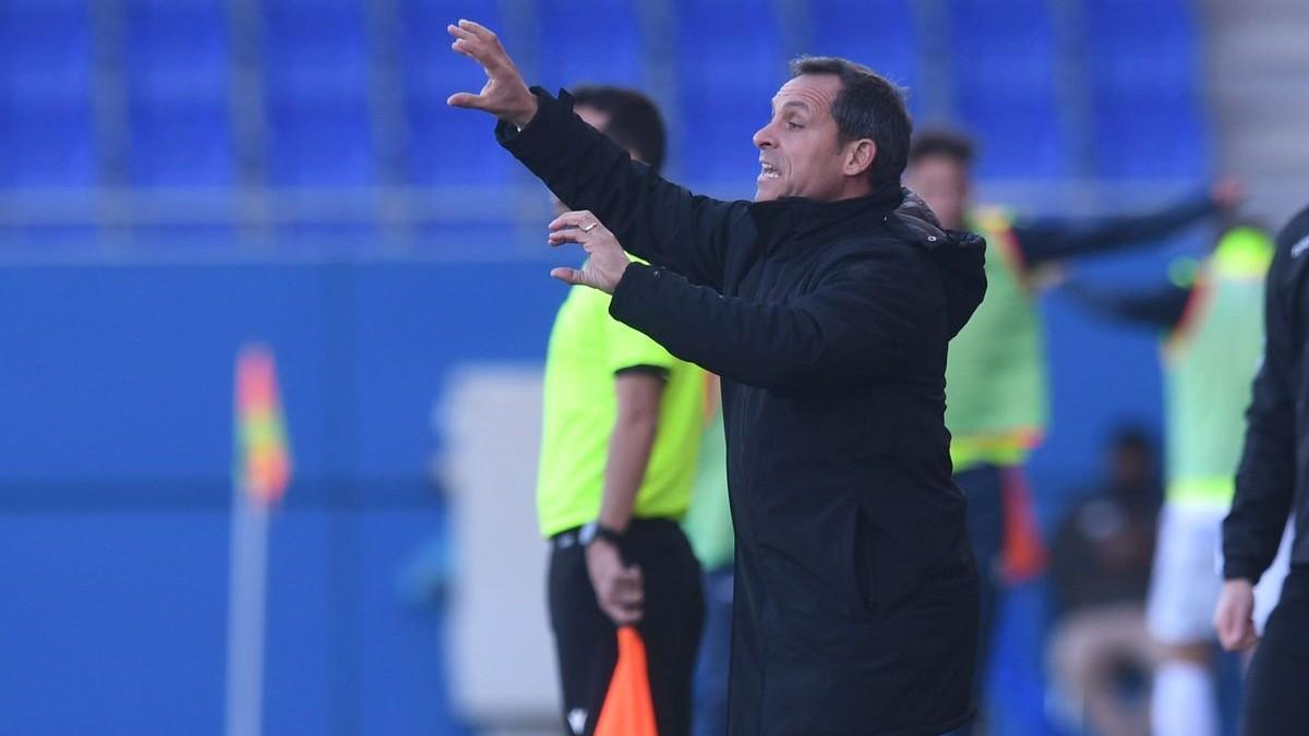 Sergi Barjuan, durante el partido de este domingo