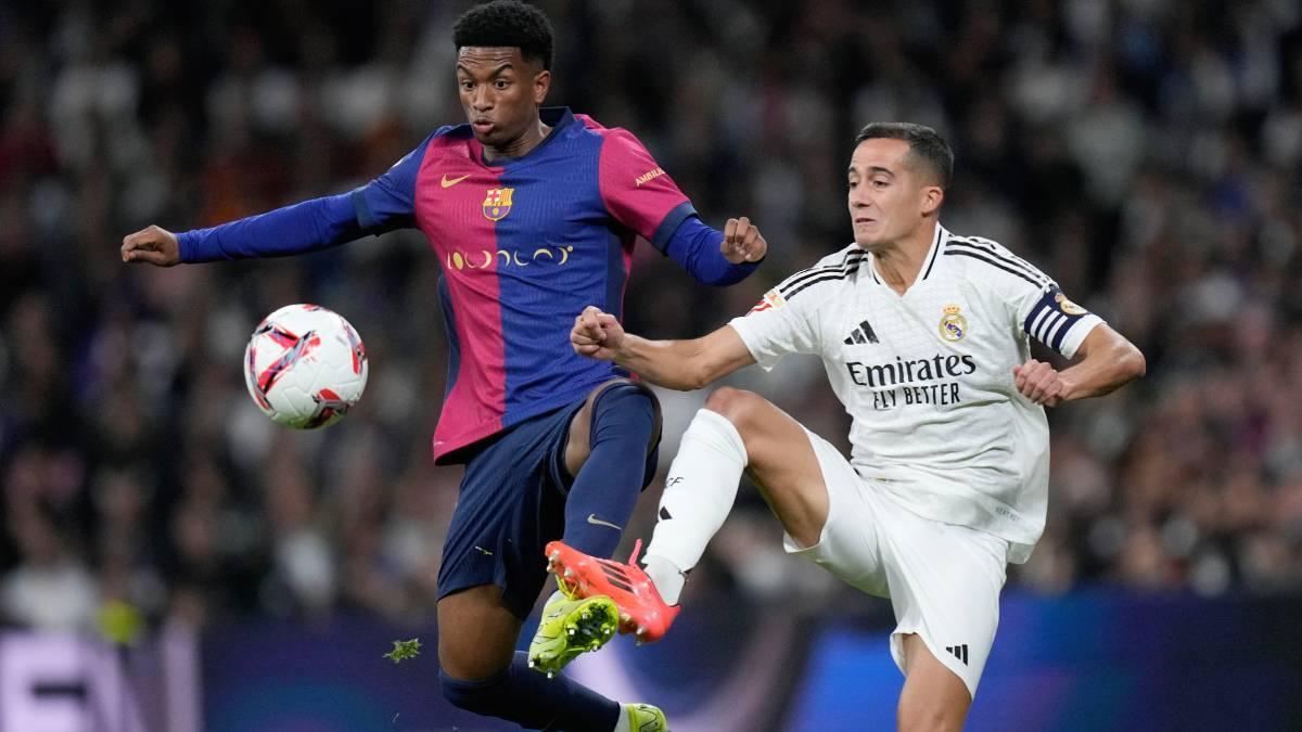 Balde y Lucas, en un lance del clásico