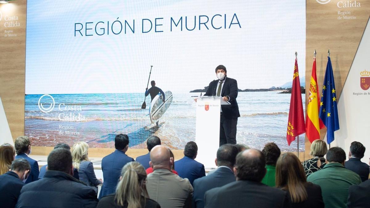 López Miras preside el acto del Día de la Región de Murcia en la Feria Internacional de Turismo.