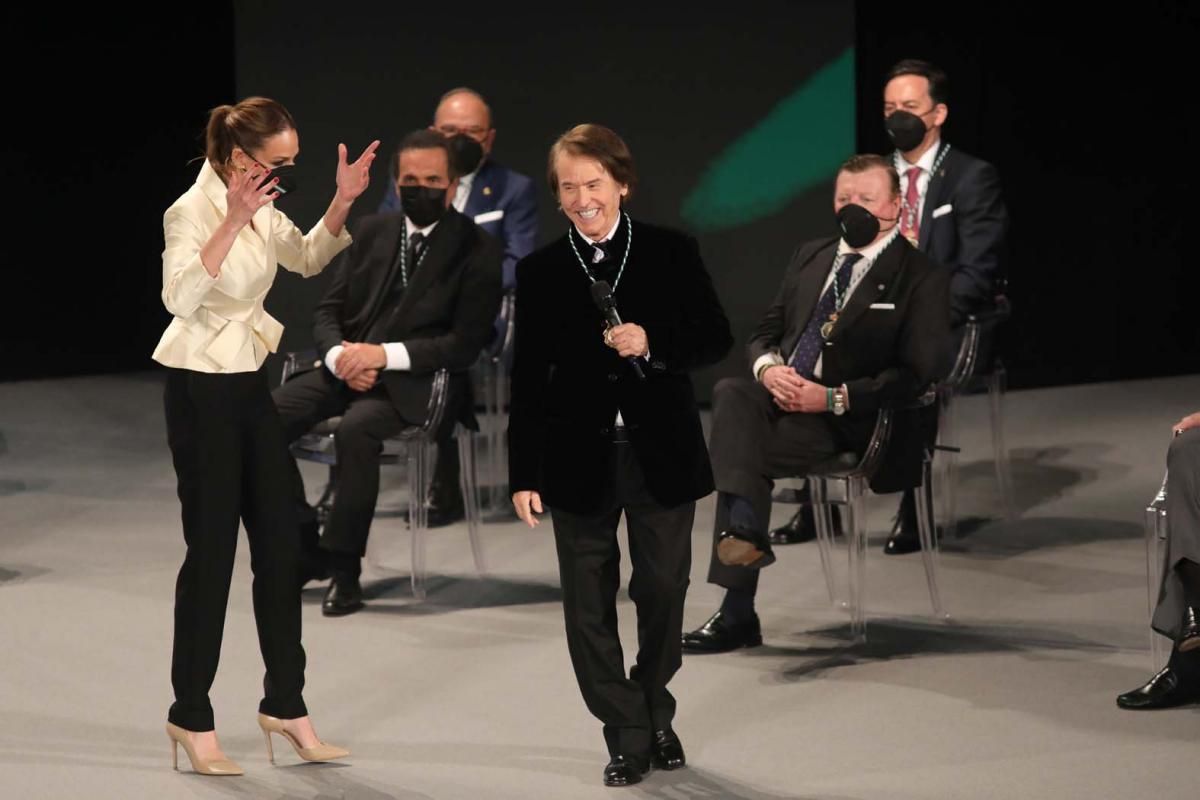 Las imágenes de la entrega de las Medallas de Andalucía y título de Hijo Predilecto