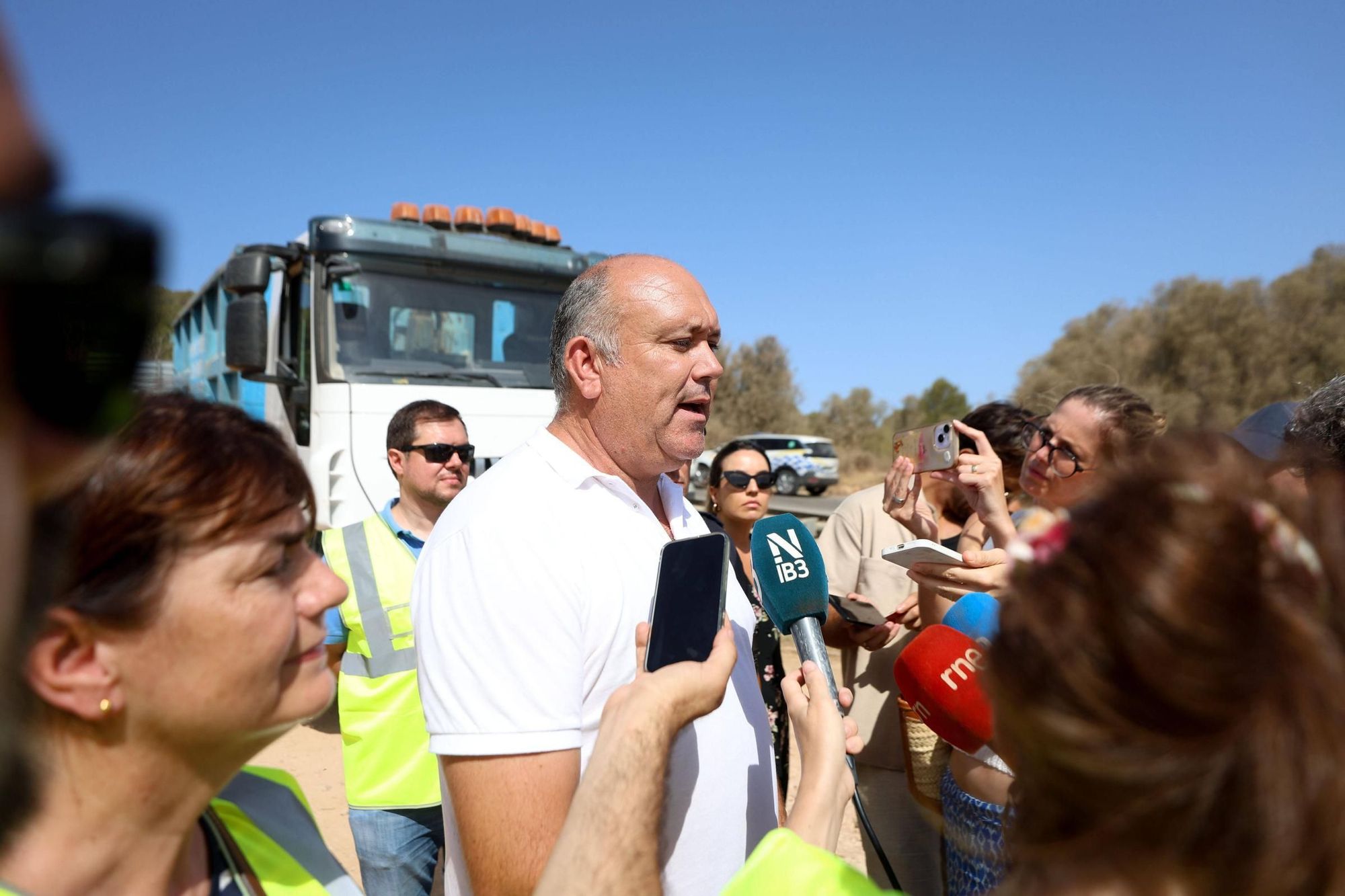 Todas las imágenes del desalojo de Can Rova 2 en Ibiza