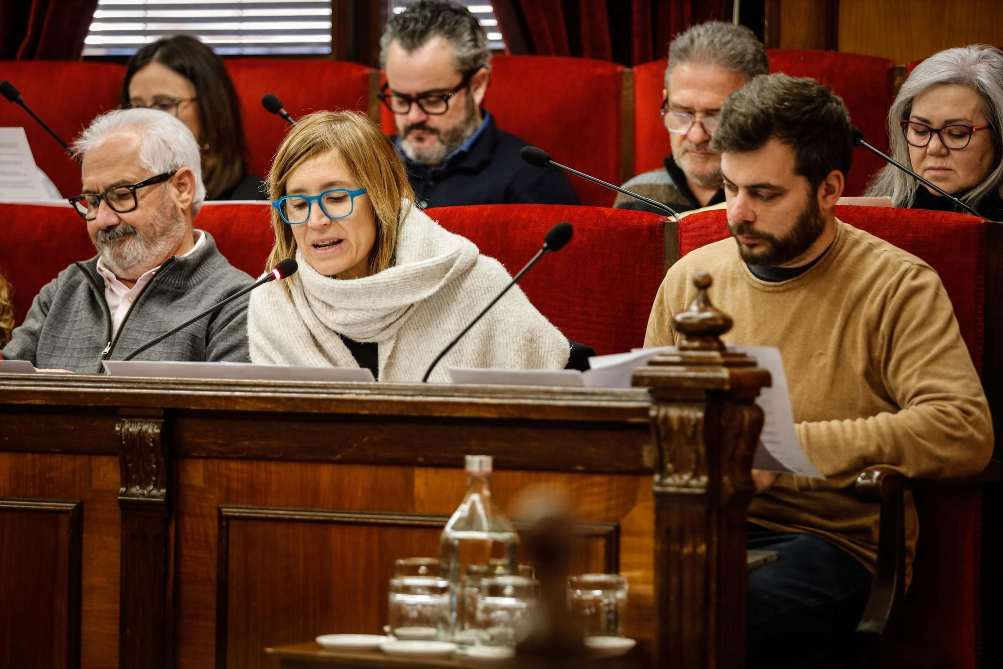 Imágenes del pleno de Alcoy
