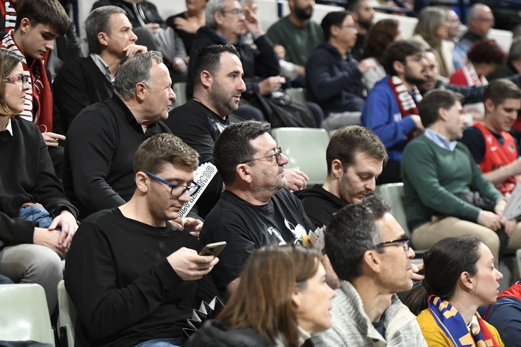 Todas las imágenes del partido del UCAM Murcia contra el Bàsquet Girona