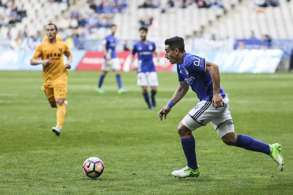 Real Oviedo - UCAM Murcia, en imágenes