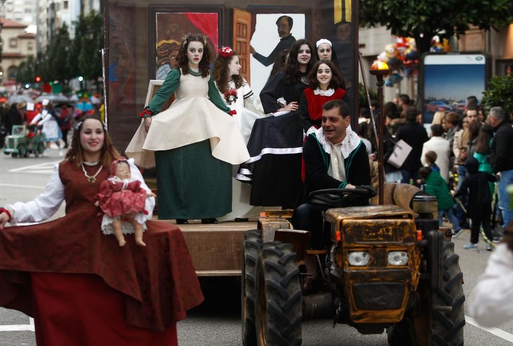 Desfile de Antroxu en Oviedo