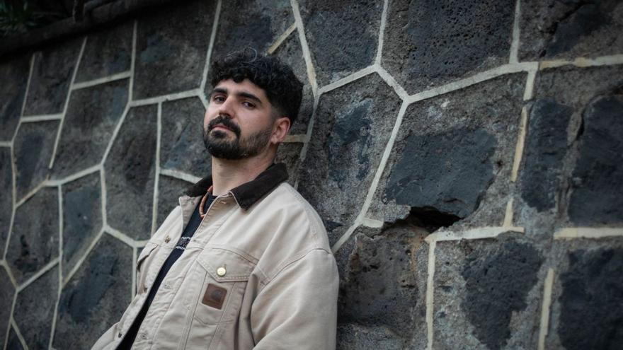 Raúl Pérez, antropólogo que centró su tesis en los guachinches, el pasado viernes en La Laguna. | ANDRÉS GUTIÉRREZ