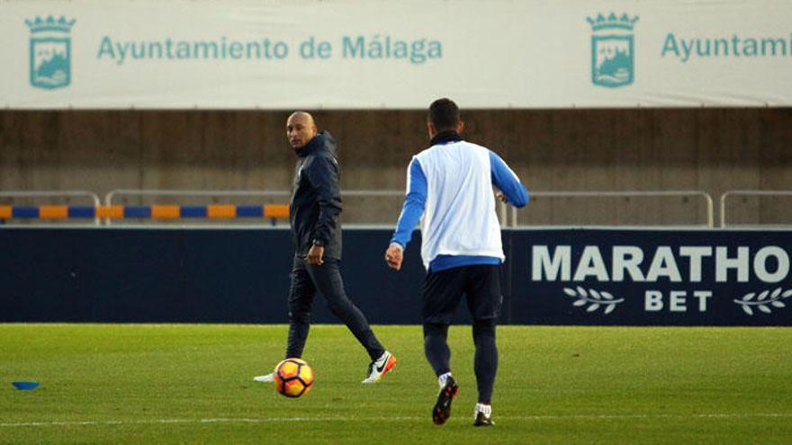 El nuevo técnico, en un entrenamiento.