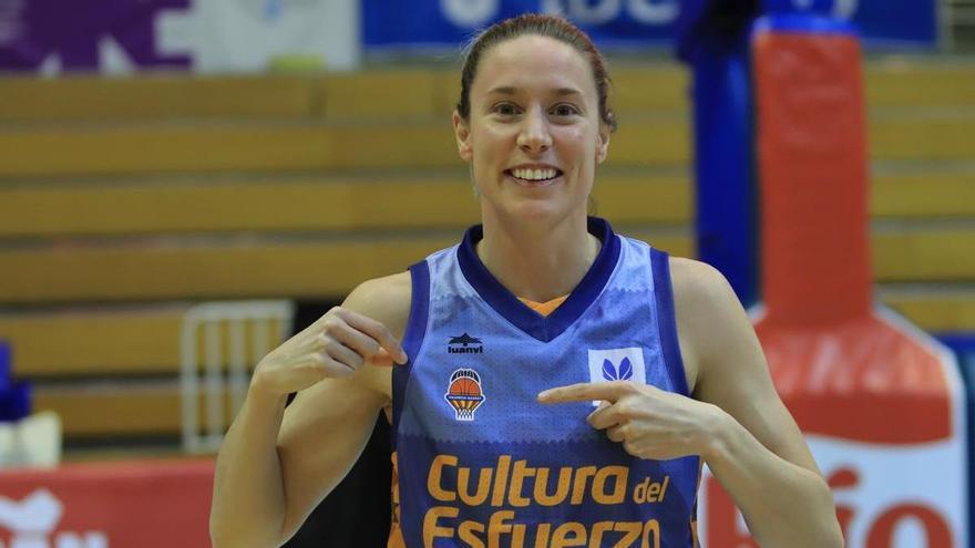 Anna Gómez: &quot;Nunca imaginé que formaría parte de la historia de este club&quot;