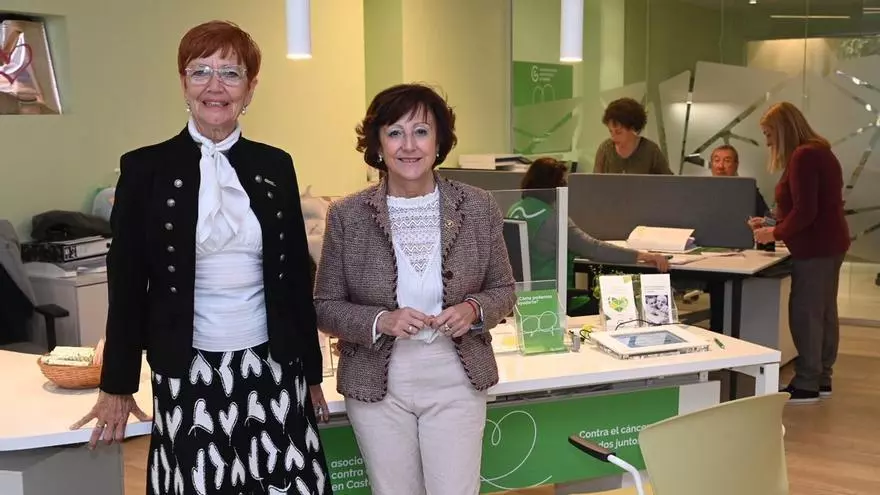 Maira Barrieras y Salomé Esteller, ante la carrera solidaria de la AECC de Castellón