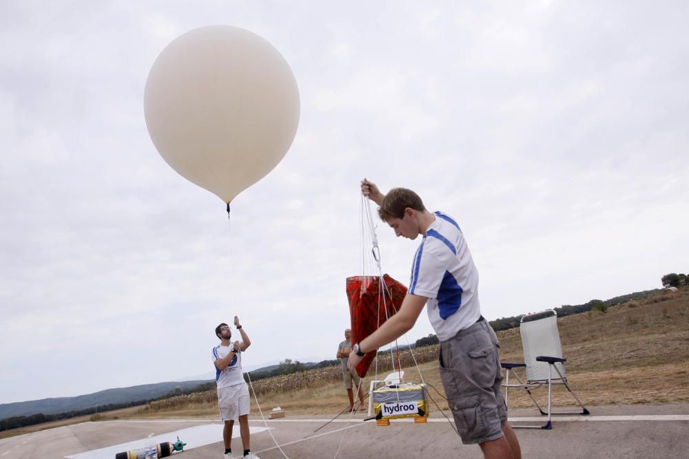 Llancen dues sondes a l'estratosfera des del Pla de l'Estany