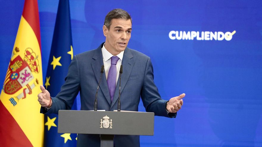 Sánchez ordena perfil bajo al Gobierno durante agosto para diluir el caso Cerdán y aliviar la tensión política