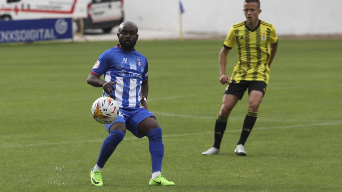 Avilés- Oviedo en el Suárez Puerta