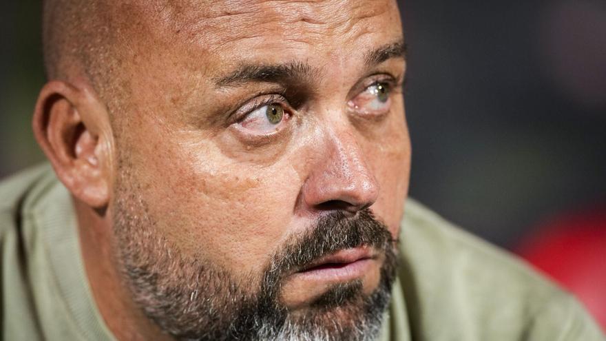 El entrenador del Espanyol, Manolo González