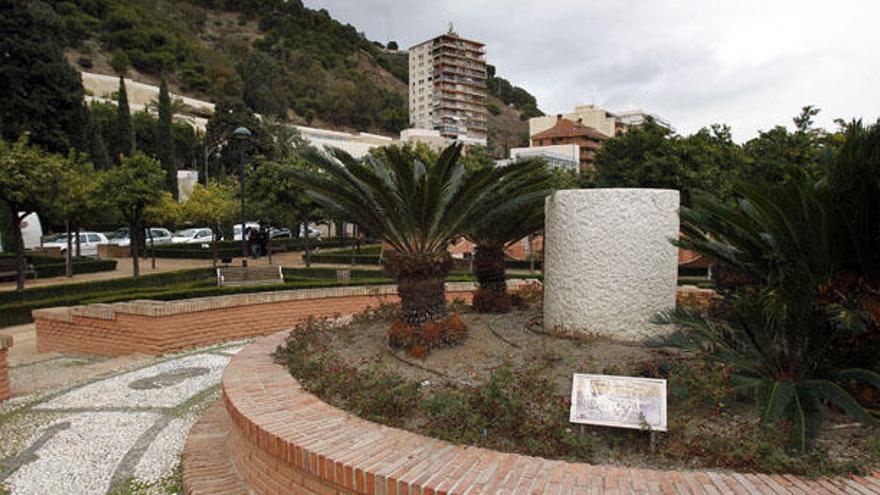 La estatua del Biznaguero, en el taller de reparación