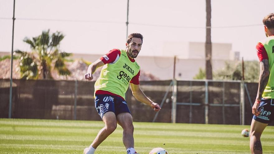 El Real Murcia vuelve a casa para buscar la tranquilidad