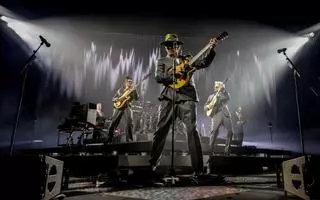 Morat reúne a 16.000 personas en su debut en Roig Arena