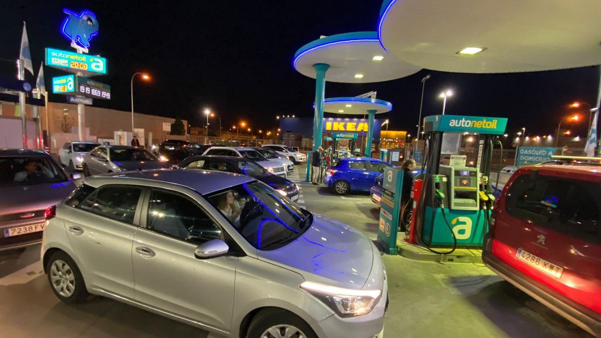 La gasolinera Autonetoil de la calle Hort de les Ànimes.