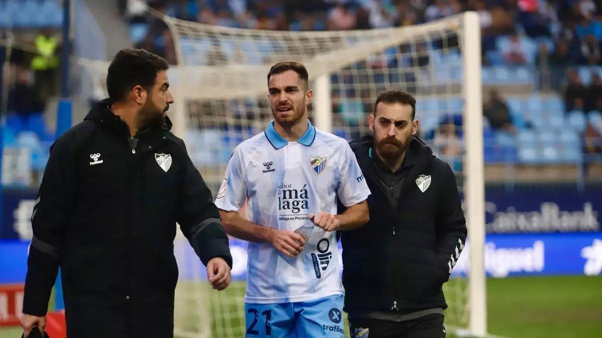 Juan Hernández, durante un partido en La Rosaleda.