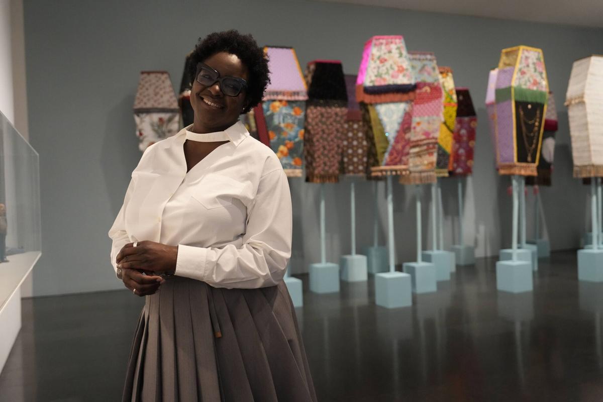 Elvira Dyangani Ose, durante la presentación de 'Proyectar un planeta negro. El arte y la cultura de Panáfrica'