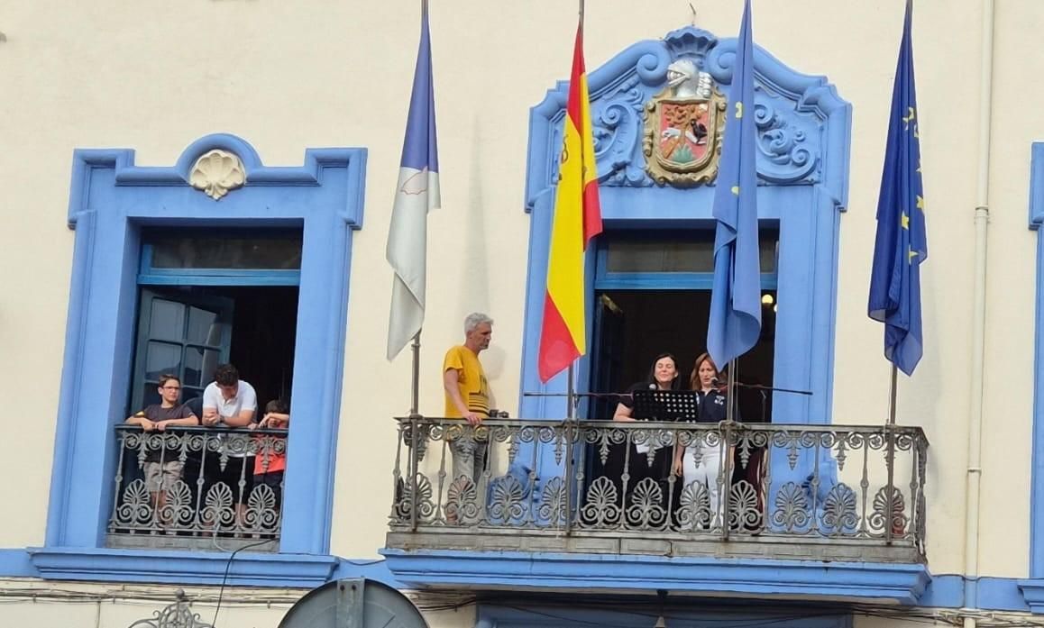 El pregón de Santiago y Santa Ana, en imágenes