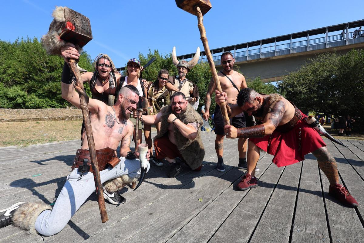 La fiesta vivida hoy en las Torres de Oeste (Catoira) con motivo del día grande de la Romería Vikinga 2025. La fiesta vivida hoy en las Torres de Oeste (Catoira) con motivo del día grande de la Romería Vikinga 2025.