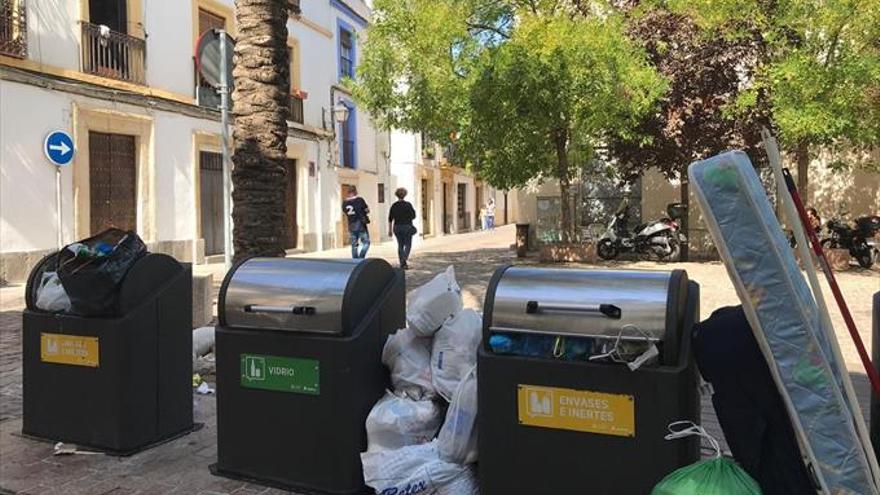 Sadeco controlará el depósito de basura en el Casco ante las quejas