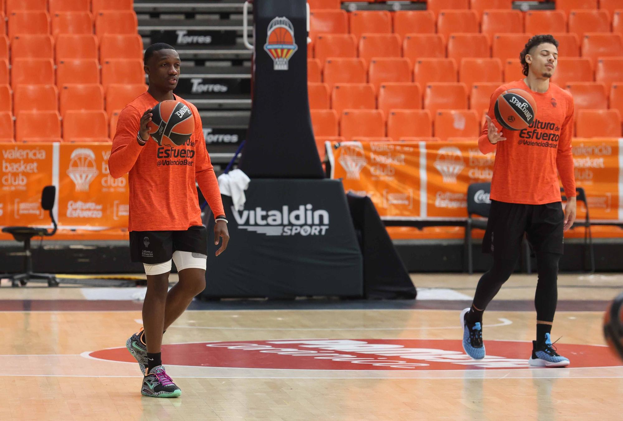 Entrenamiento previo al partido de Euroliga frente al  Meridianbet de Belgrado