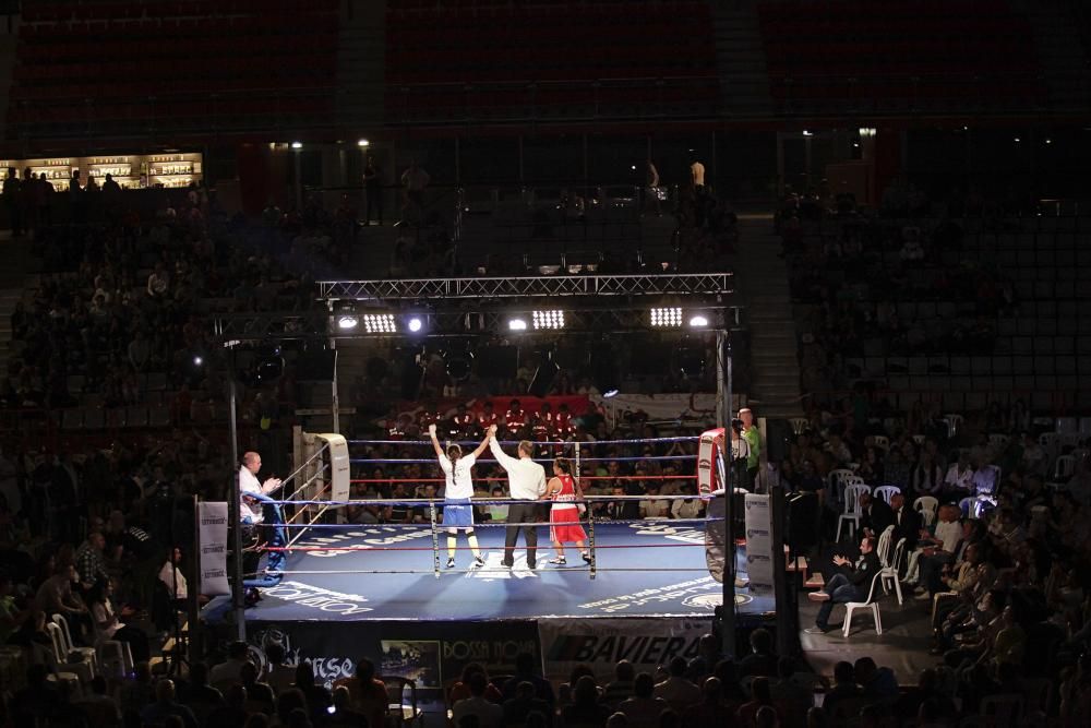 Velada en el Palacio de los Deportes de La Guía