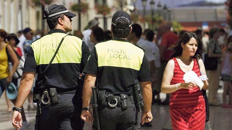 La plaza de la Constitución y la del Siglo, las más ruidosas de Málaga capital