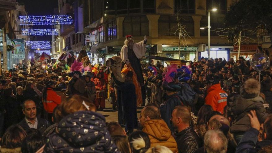 Los Reyes Magos, listos para adentrarse en Zamora con su séquito real