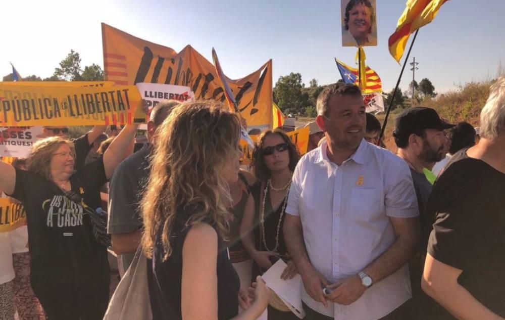 Concentració a la presó de Figueres en suport als independentistes presos