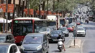 Lío entre el Ayuntamiento y los conductores del transporte urbano por el caos de tráfico en el centro de Alicante