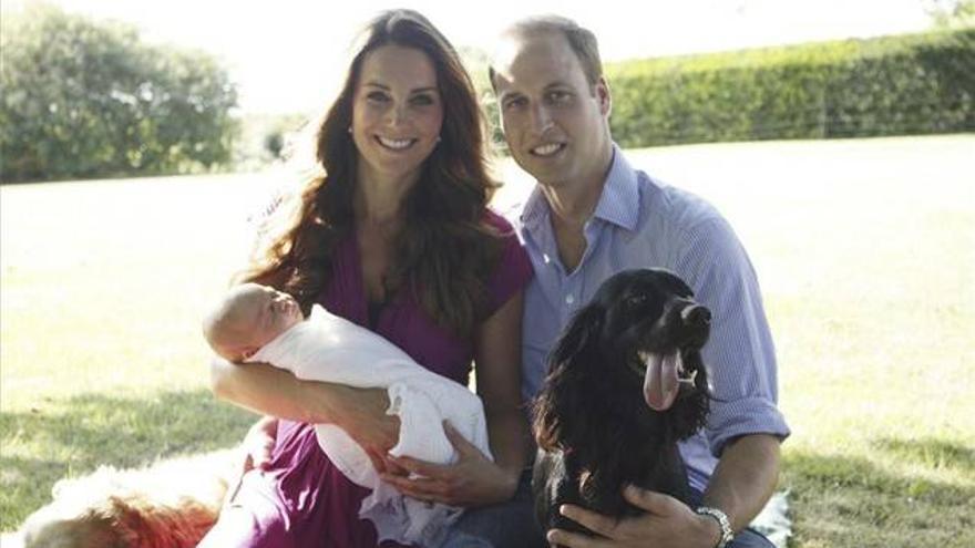 Primeras fotos oficiales del hijo de los duques de Cambridge