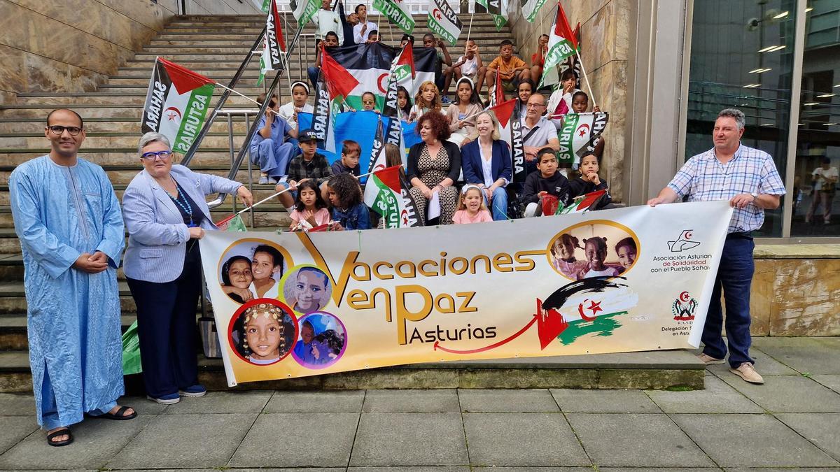 Recepción a los niños del programa "Vacaciones en Paz", en una imagen de archivo.