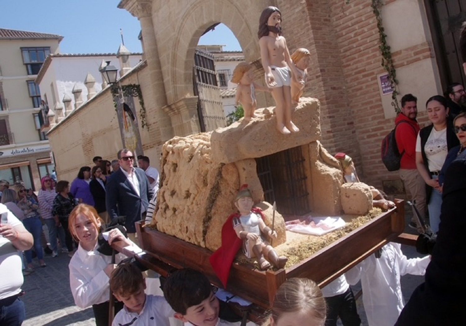 La XXVI edición de los Tronos Chicos de Antequera, en imágenes