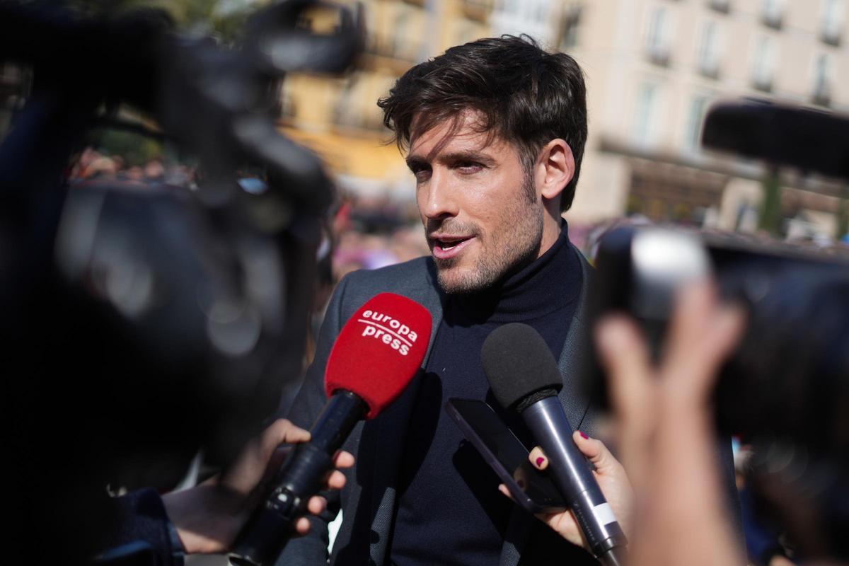 El concejal Juan Carlos Caballero ofrece declaraciones a los medios en una imagen de archivo