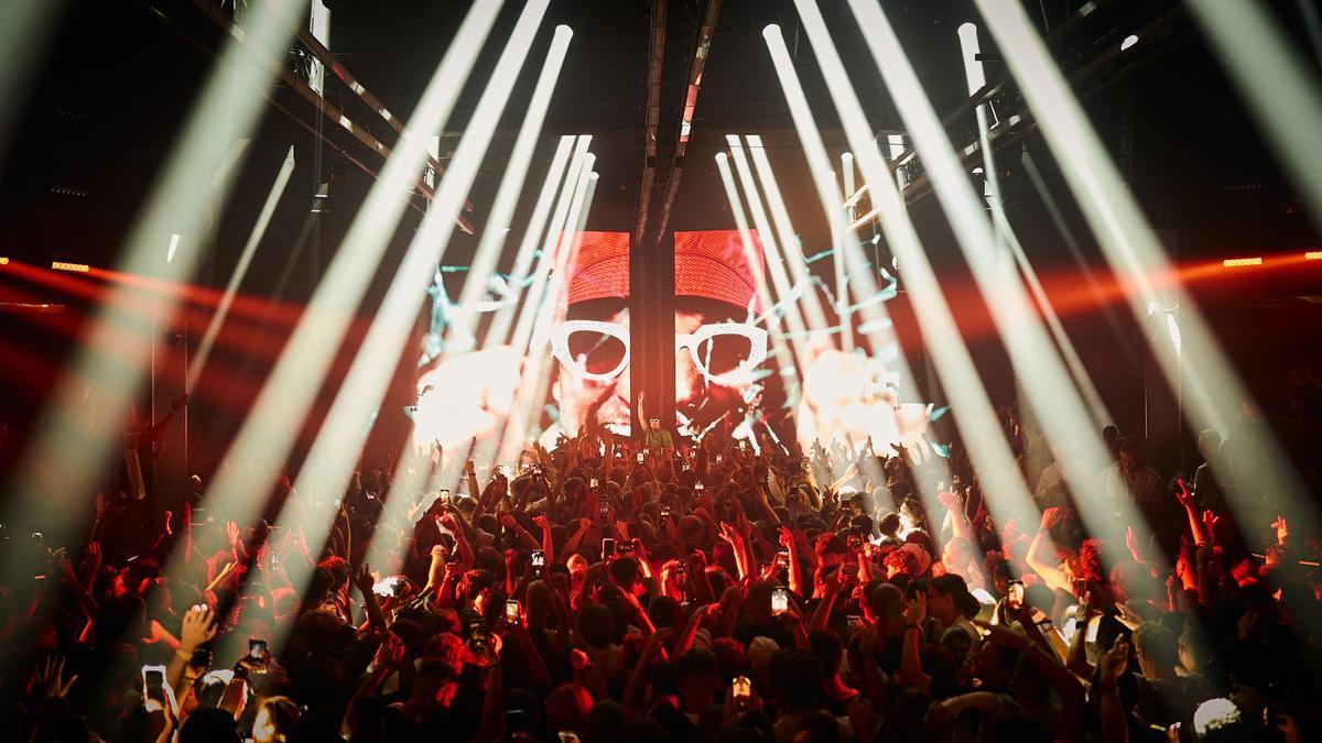 Imagen durante una fiesta en el interior de Unvrs el verano pasado.