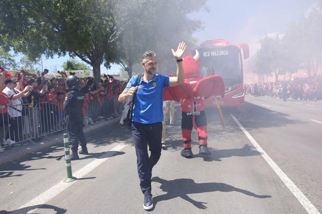 Así han recibido los aficionados al Mallorca en Son Moix antes del partido clave contra el Villarreal