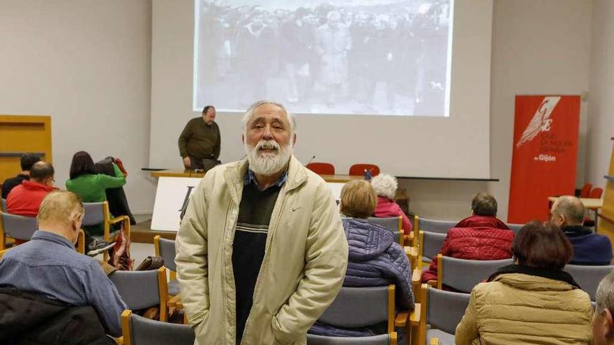 Vicente Bernaldo de Quirós, antes de la proyección.