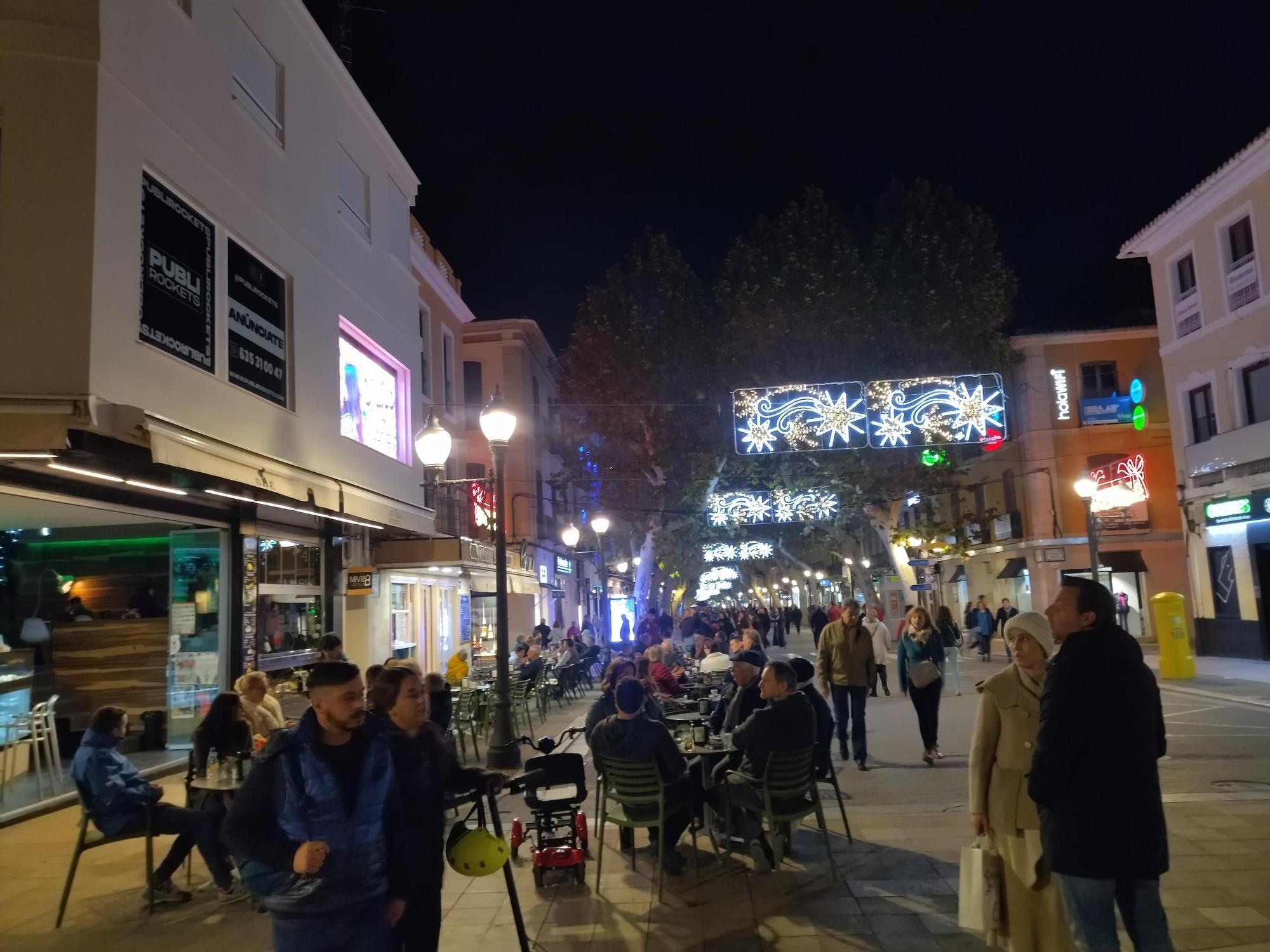 Dénia resplandece en Navidad